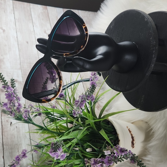 Fashion Sunglasses, women's green and Tortoise shell sunglasses. - Picture 6 of 6